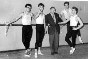1958-with teacher M.M.Gabovich from left to right A.Khmelnitsky, Yu.Papko, E.Valukin, V.Vasiliev